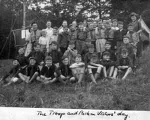 troop-and-pack-downe-1954